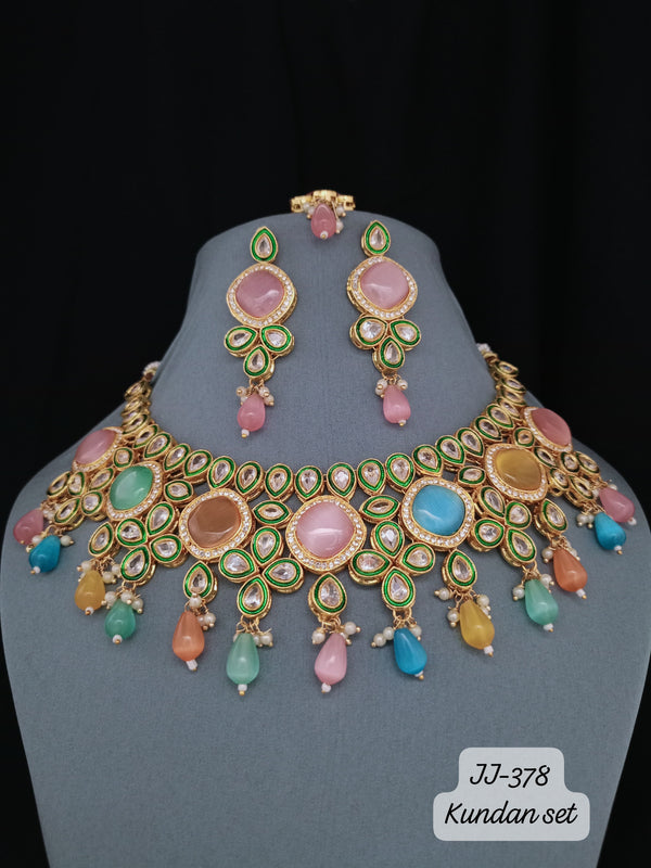 Eye Catching Pastel Kundan Necklace Set