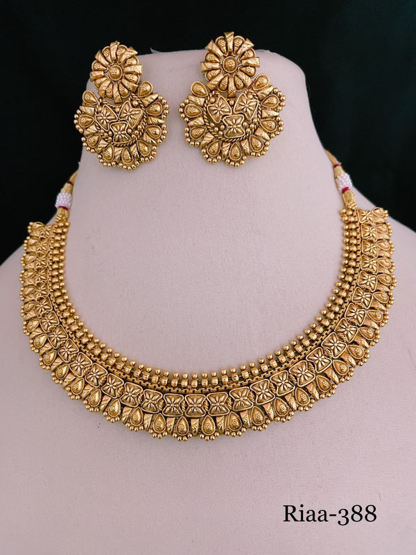 Vintage Choker Gold Plated Necklace Set