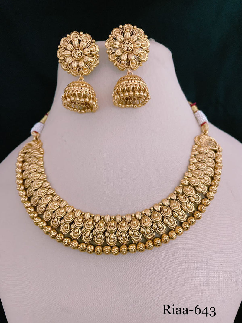 Royal Minimalistic Gold Plated Necklace Set