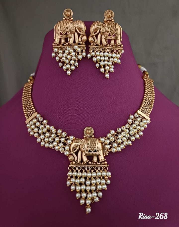 Immaculate Temple Necklace Set